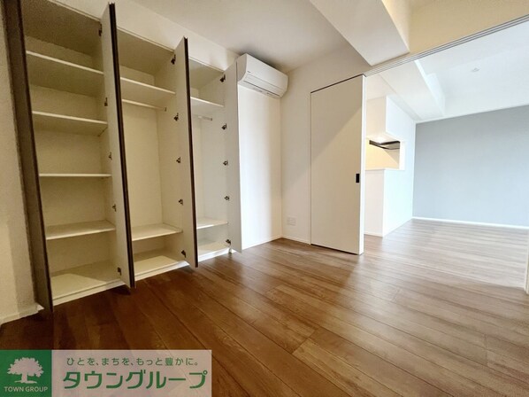 ロイジェント志村坂上の物件内観写真